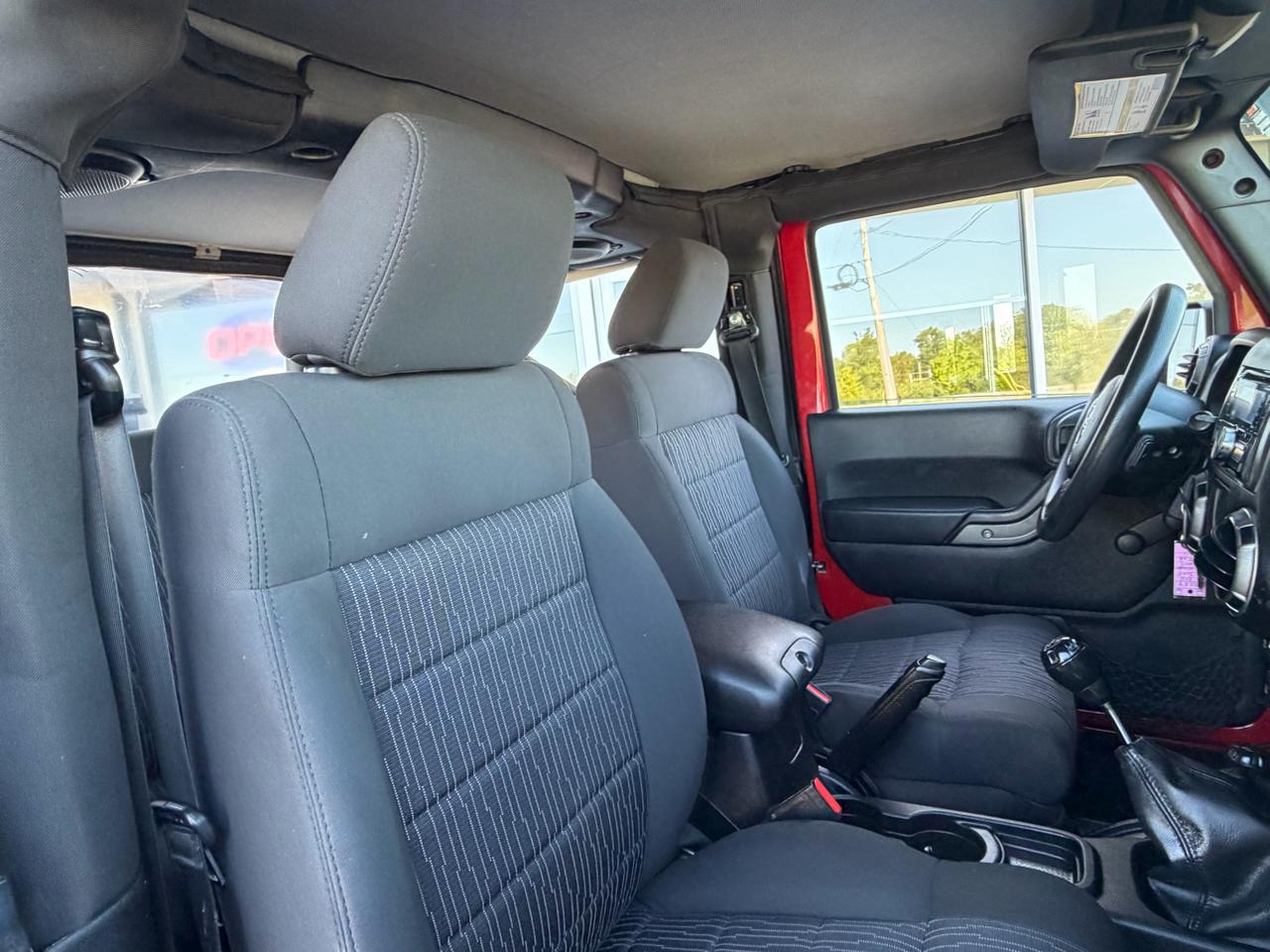 Jeep Wrangler 4WD 2dr Sport 2011