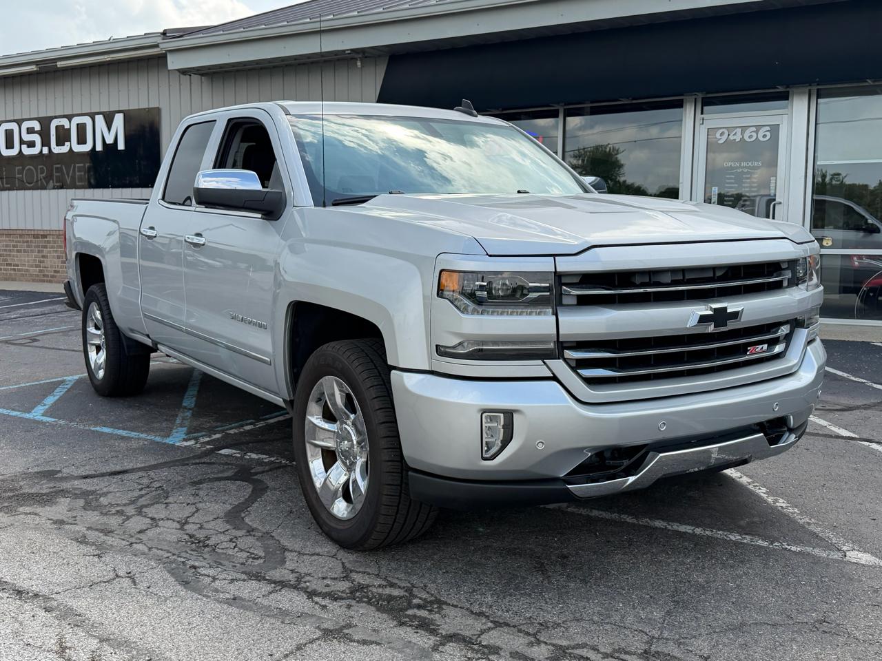 Chevrolet Silverado 1500 4WD Double Cab 143.5" LTZ w/2LZ 2017