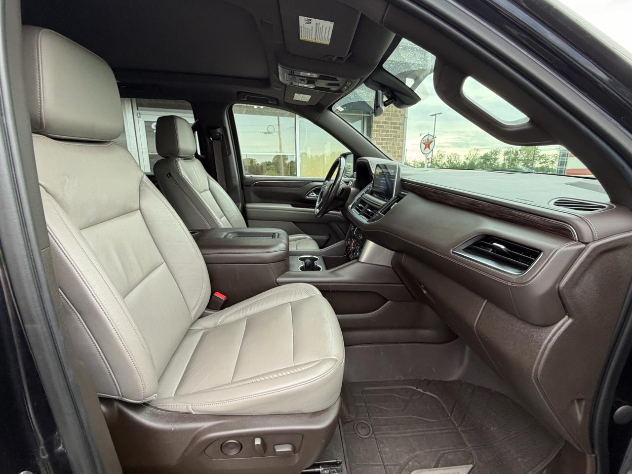 Chevrolet Tahoe 4WD 4dr LT 2021