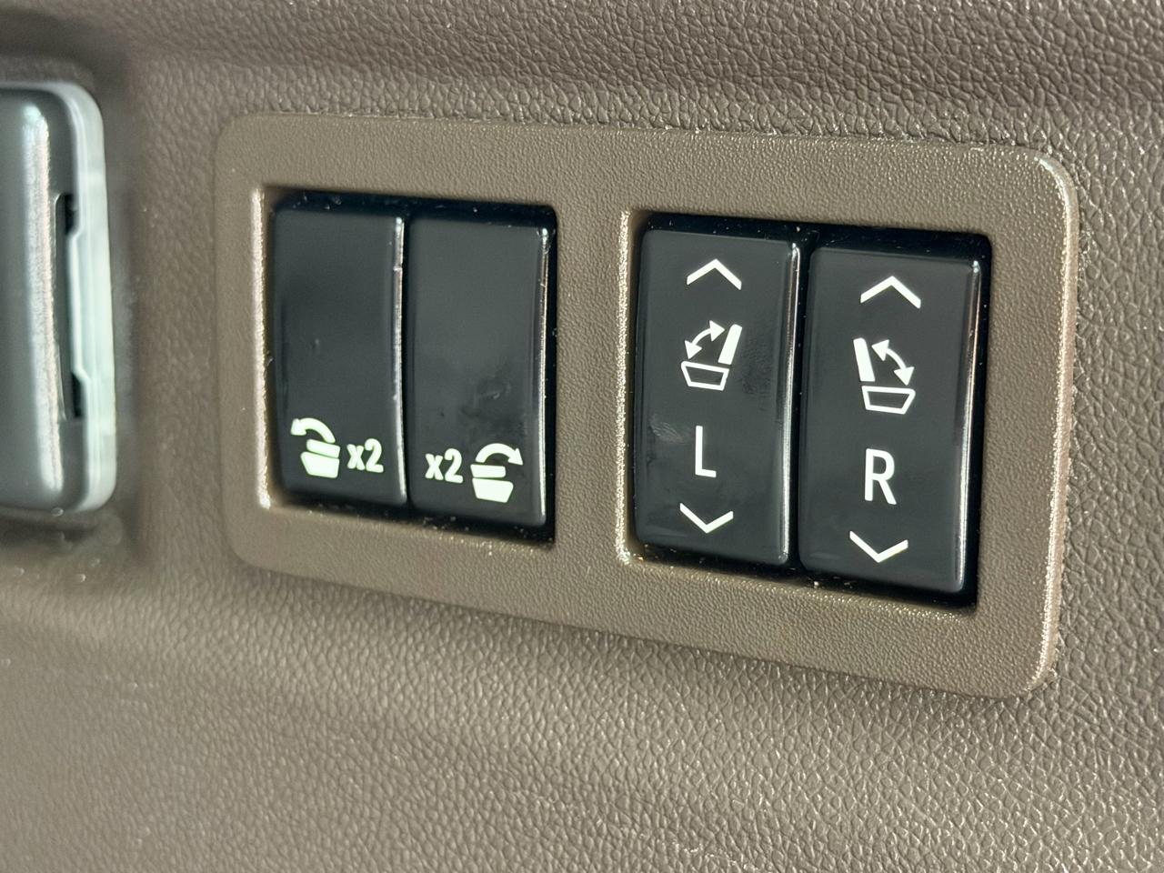 Chevrolet Tahoe 4WD 4dr LT 2021