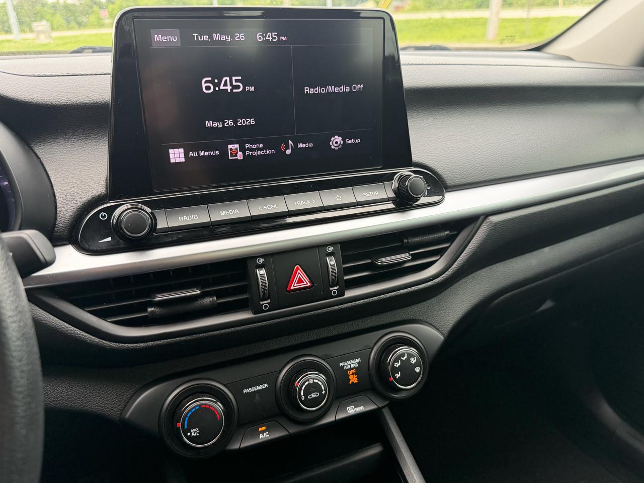 Kia Forte LXS IVT 2024