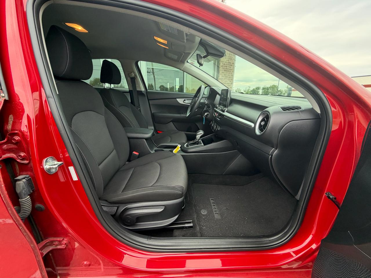 Kia Forte LXS IVT 2024