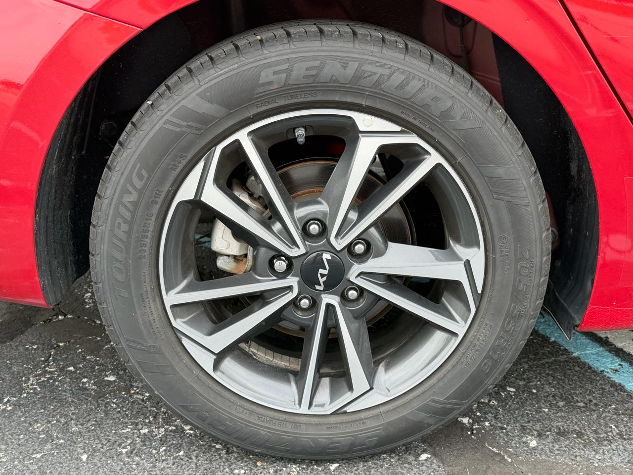 Kia Forte LXS IVT 2024