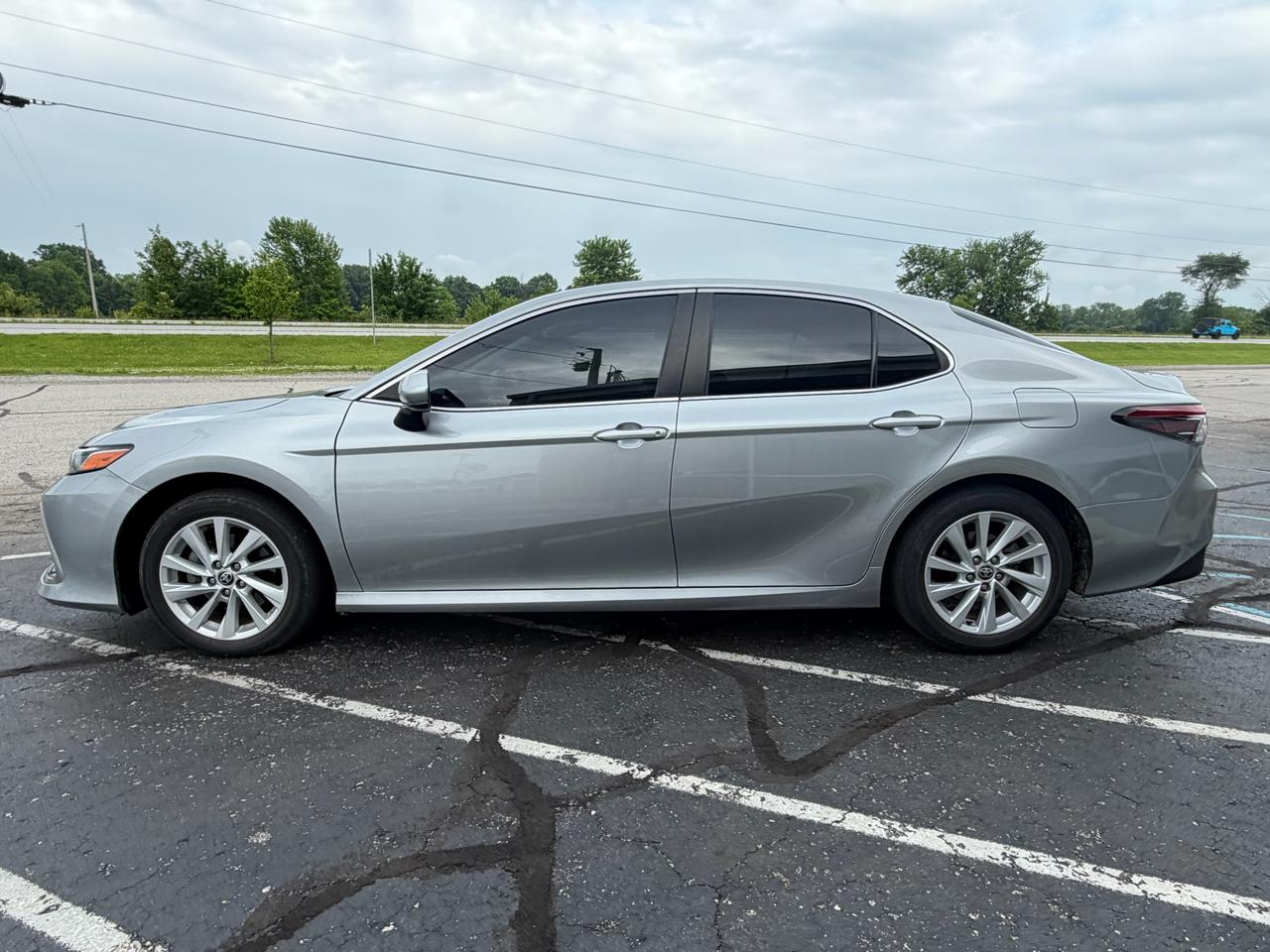 Toyota Camry LE Auto (Natl) 2022