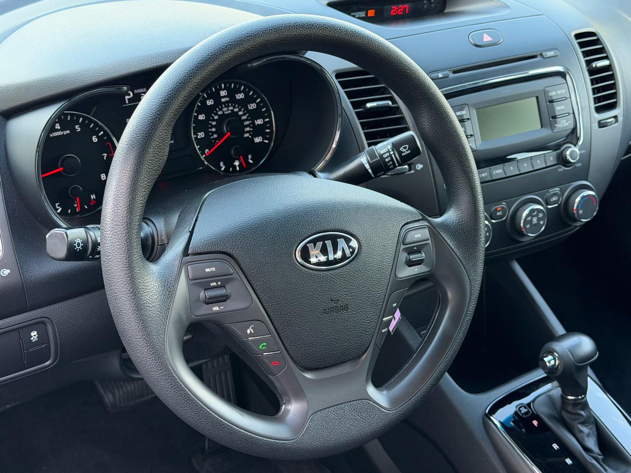 Kia Forte LX Auto 2017