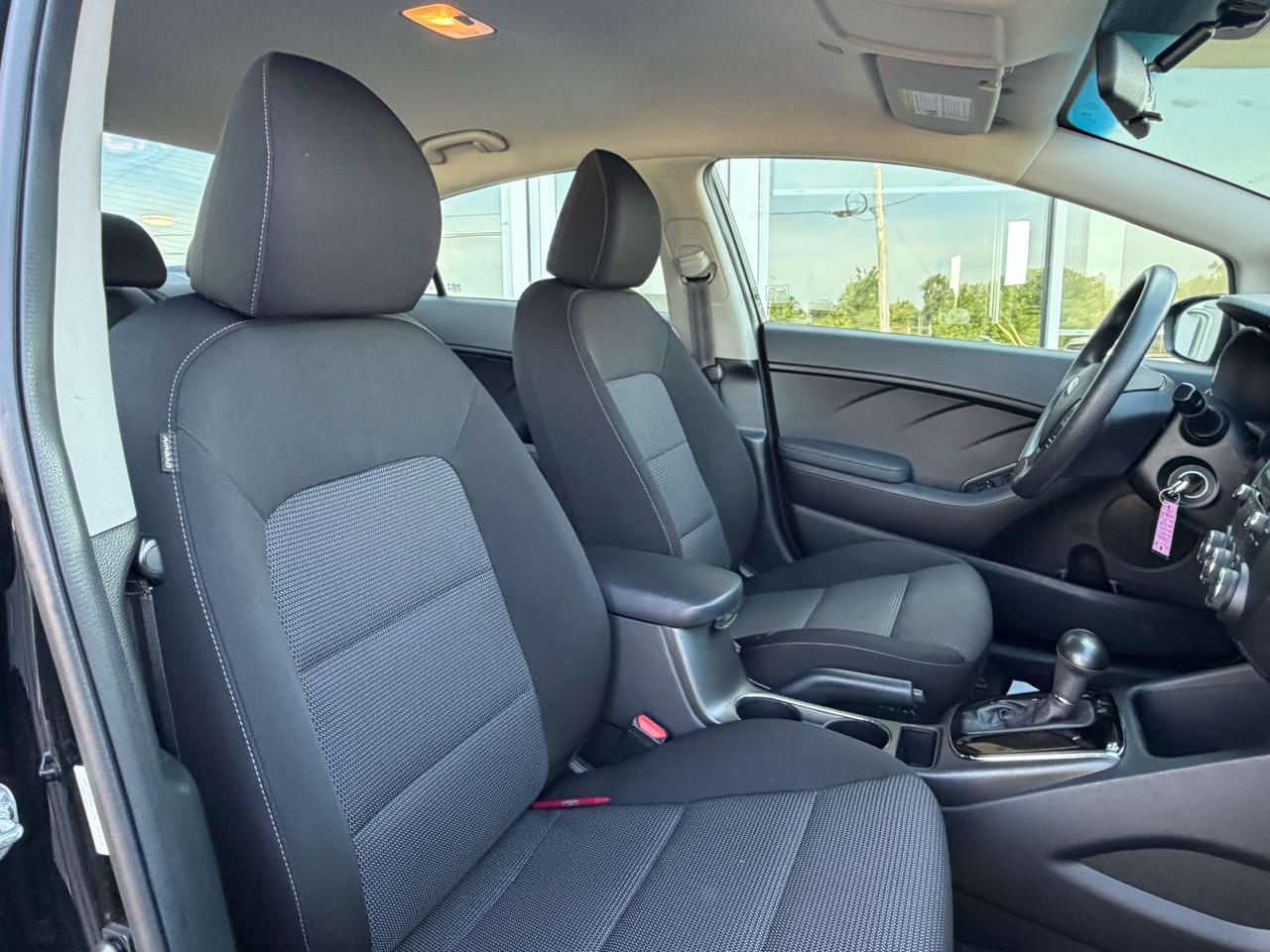 Kia Forte LX Auto 2017