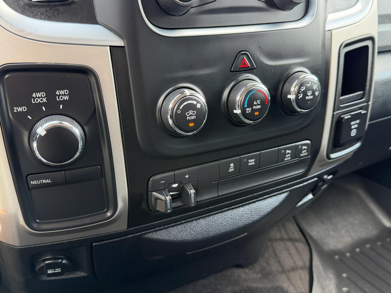 RAM 2500 4WD Crew Cab 149" Big Horn 2016