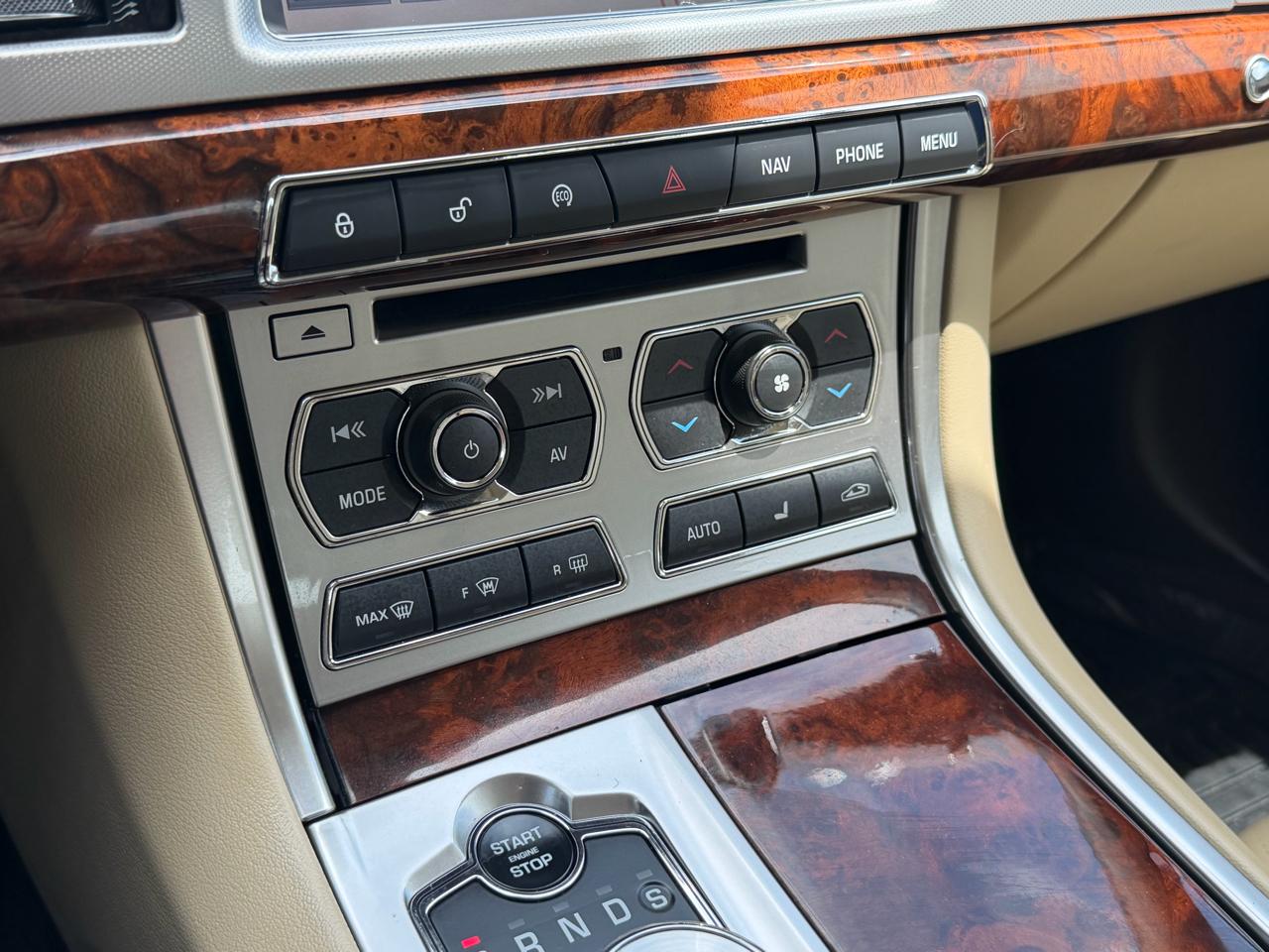 Jaguar XF 4dr Sdn V6 Sport AWD 2015