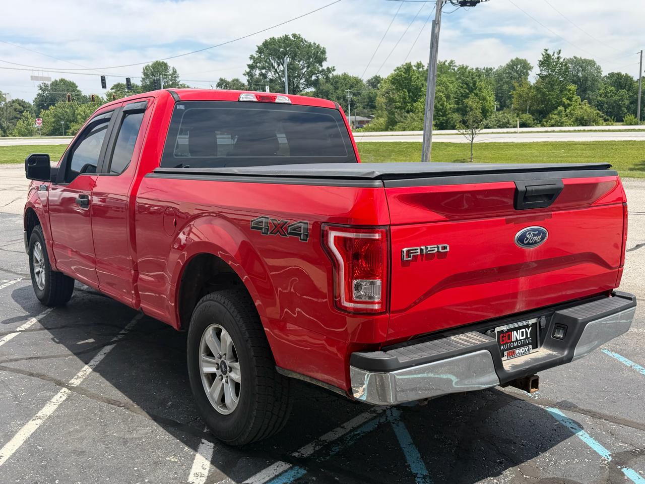 Ford F-150 4WD SuperCab 145" XL 2015