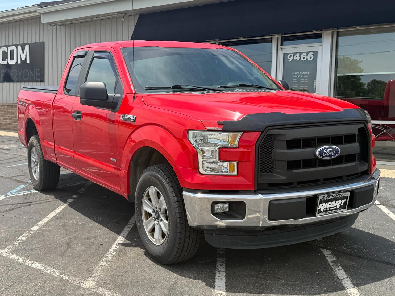 Ford F-150 4WD SuperCab 145" XL 2015