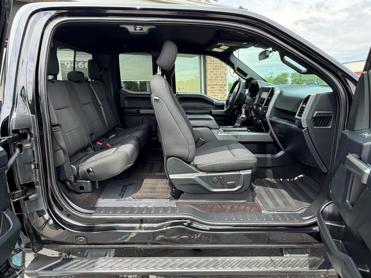 Ford F-150 XLT 4WD SuperCab 8' Box 2020