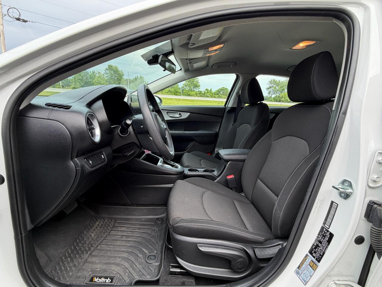 Kia Forte LXS IVT 2023