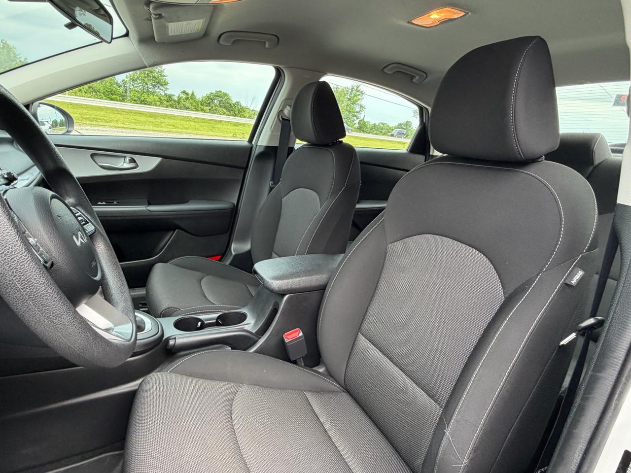 Kia Forte LXS IVT 2023