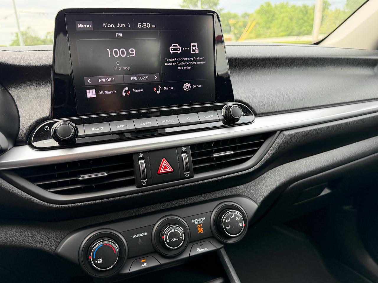 Kia Forte LXS IVT 2023