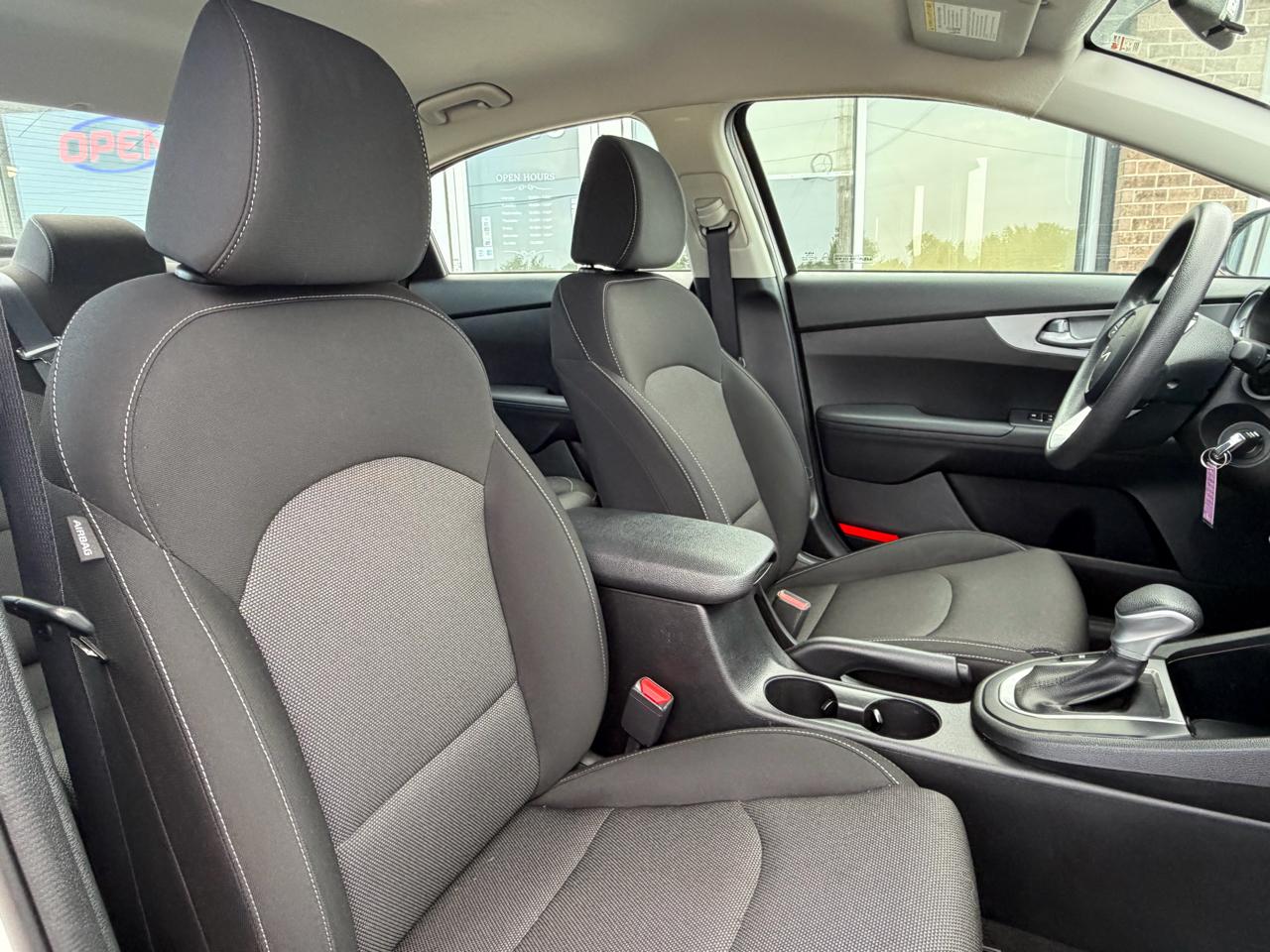 Kia Forte LXS IVT 2023