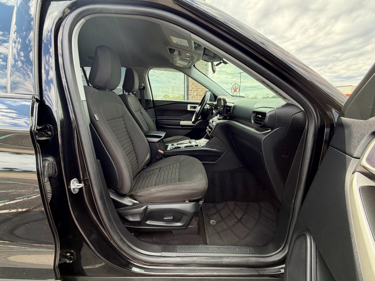 Ford Explorer XLT 4WD 2020