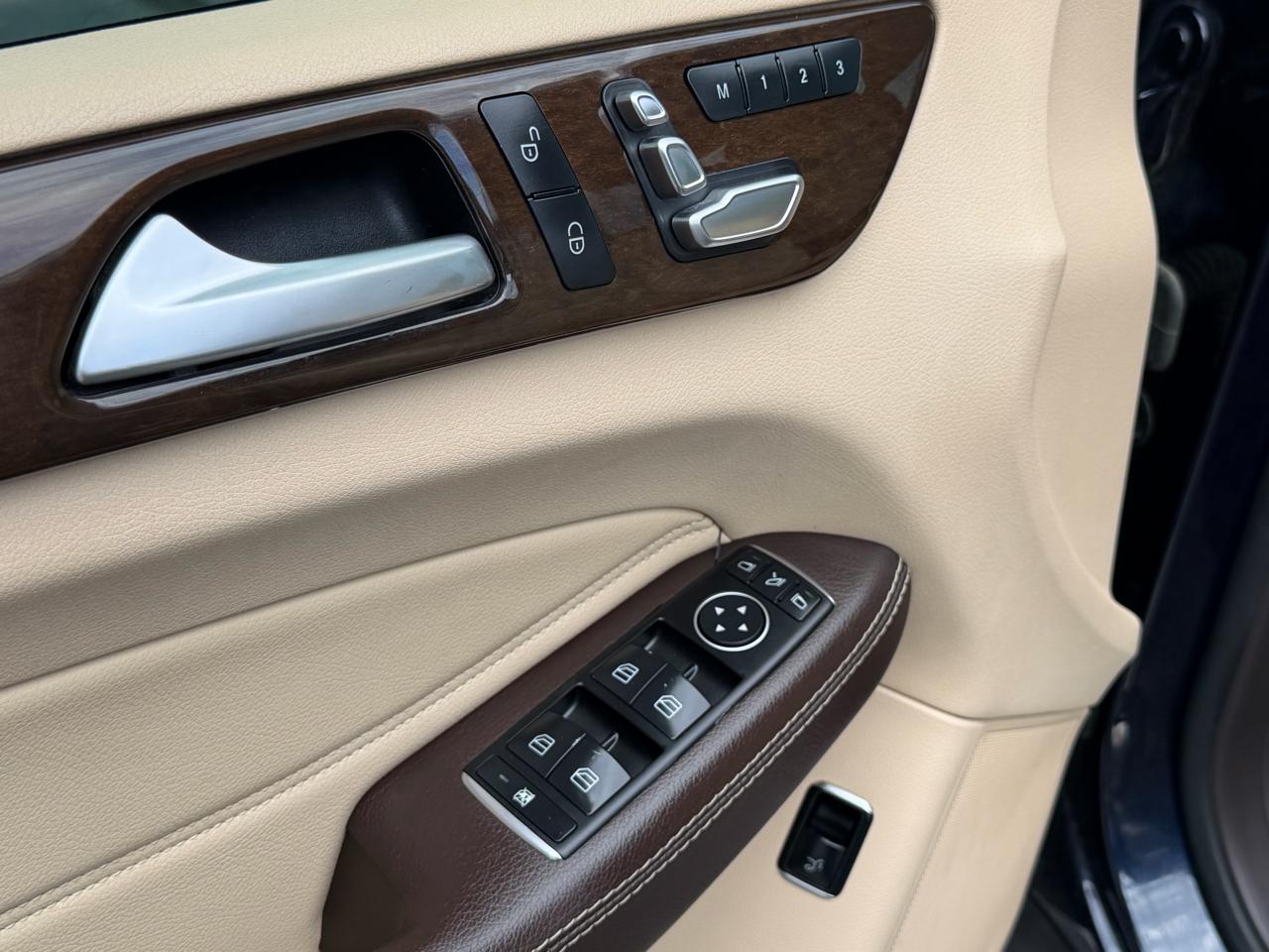 Mercedes-Benz GLS GLS 450 4MATIC SUV 2017