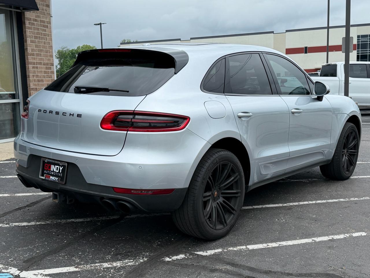 Porsche Macan AWD 4dr S 2016