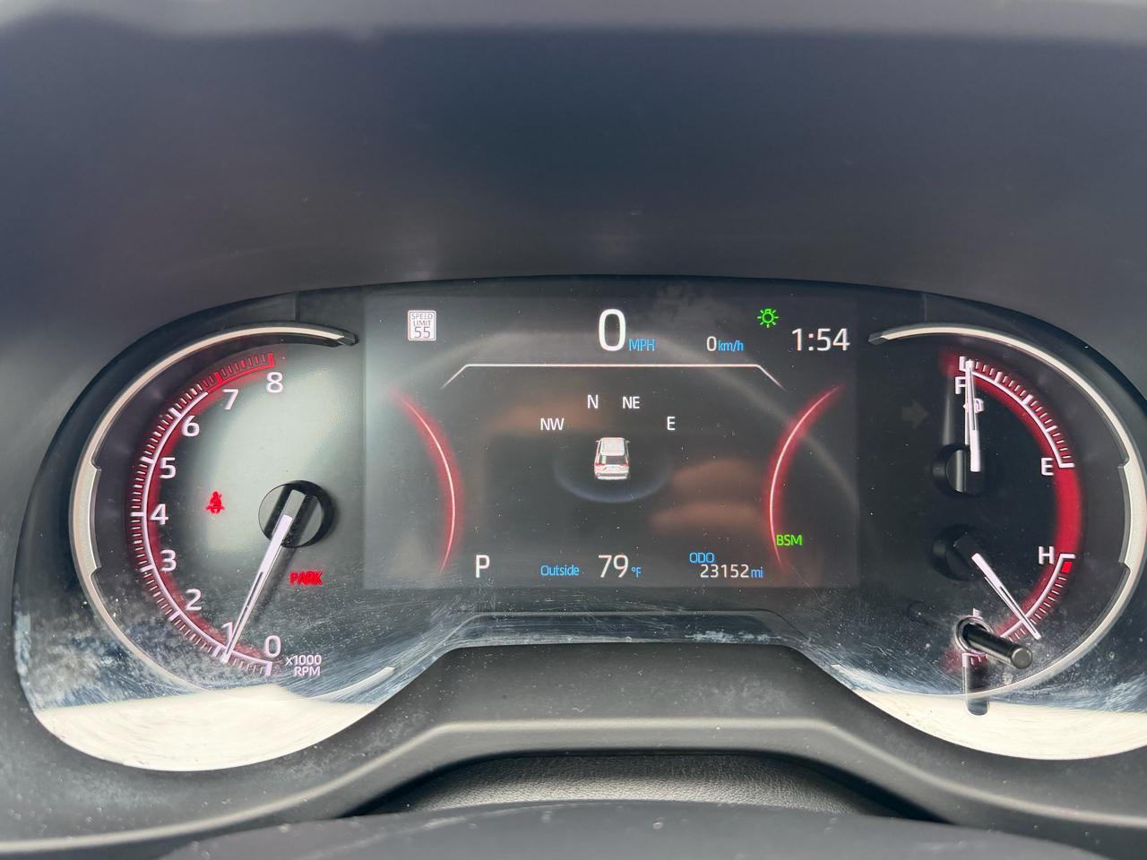 Toyota RAV4 XLE FWD (Natl) 2024