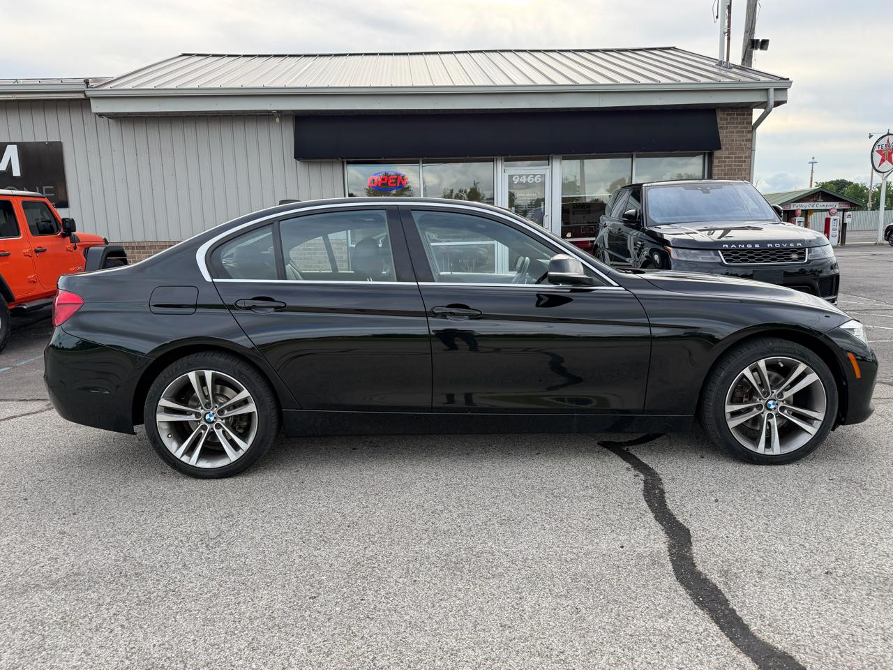 BMW 3 Series 330i xDrive Sedan 2018