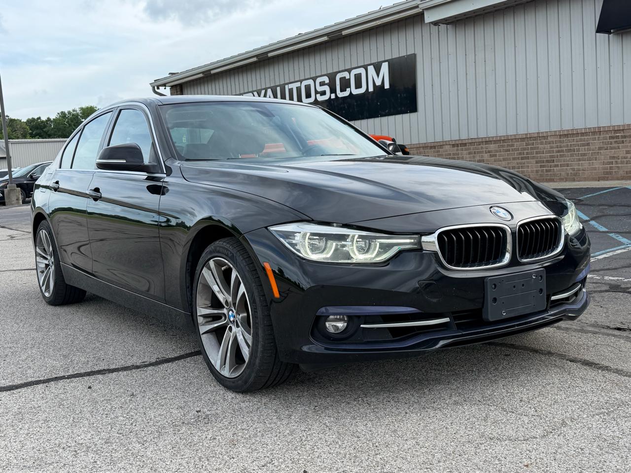 BMW 3 Series 330i xDrive Sedan 2018