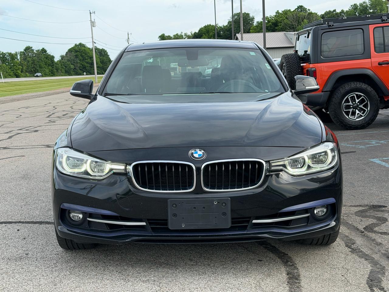 BMW 3 Series 330i xDrive Sedan 2018