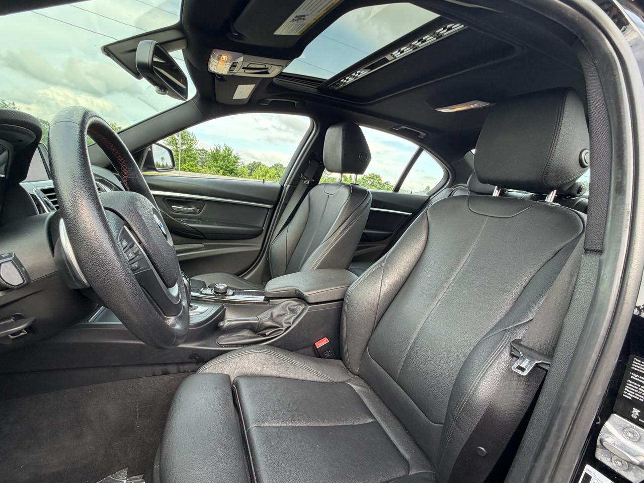 BMW 3 Series 330i xDrive Sedan 2018