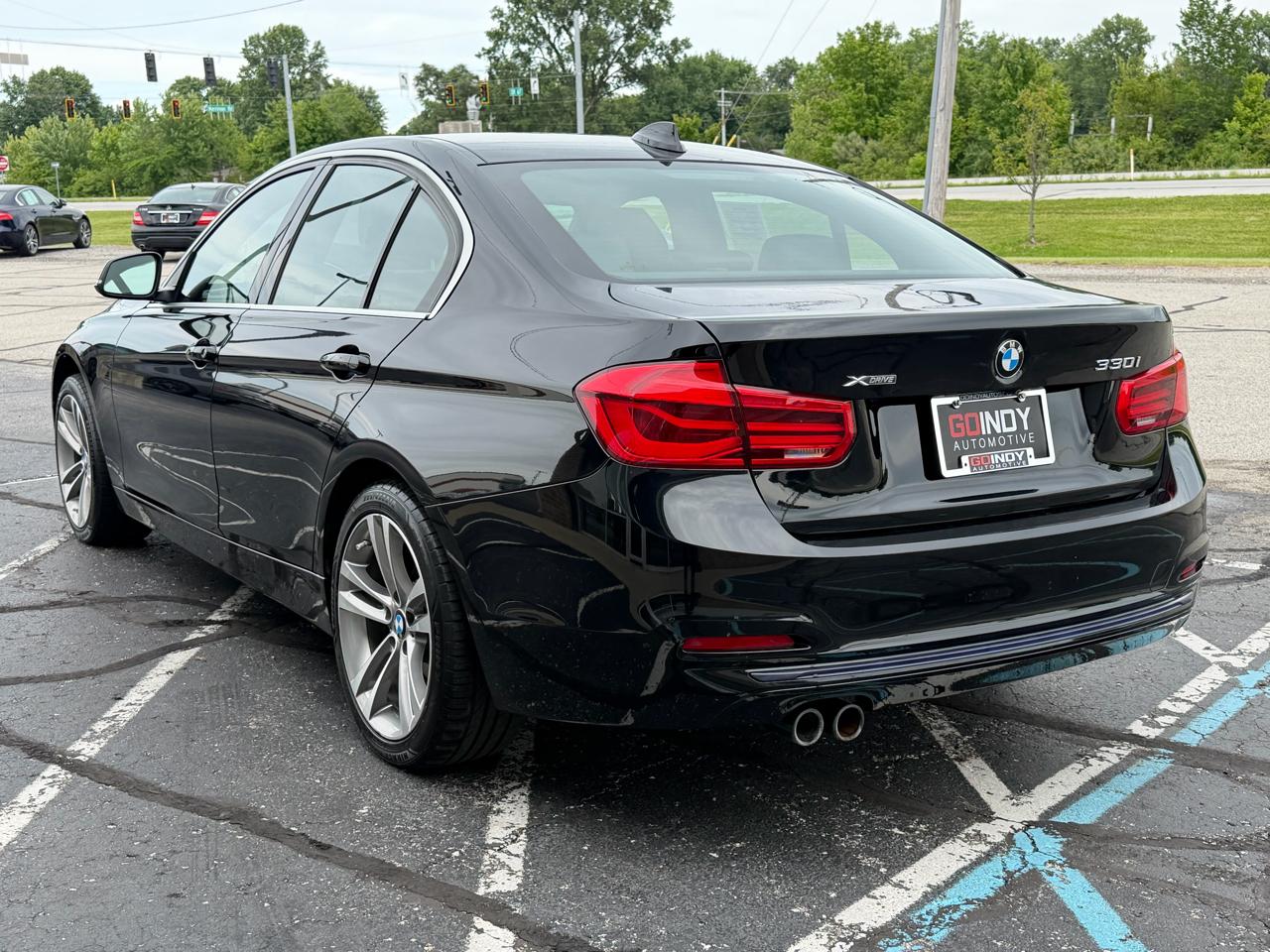 BMW 3 Series 330i xDrive Sedan 2018