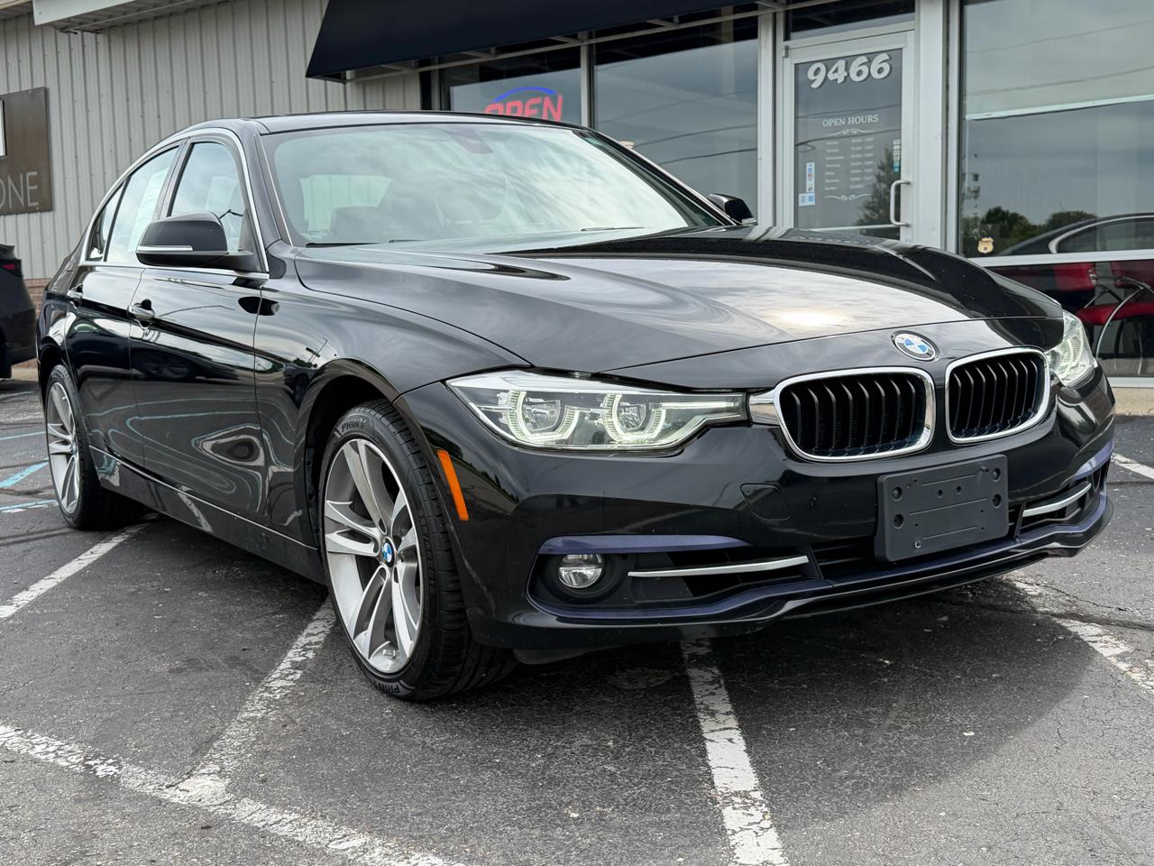 BMW 3 Series 330i xDrive Sedan 2018