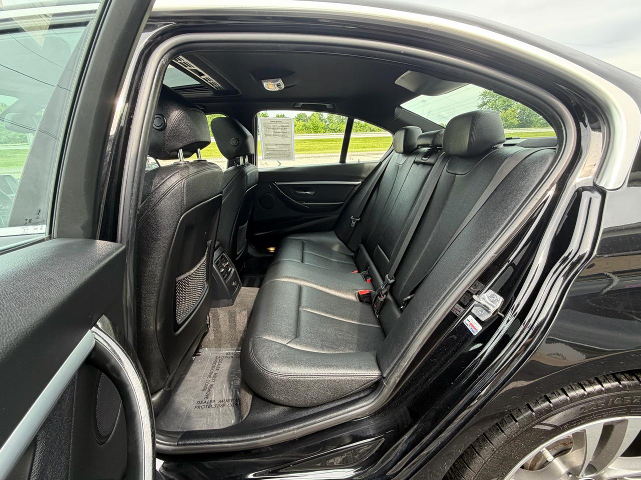 BMW 3 Series 330i xDrive Sedan 2018