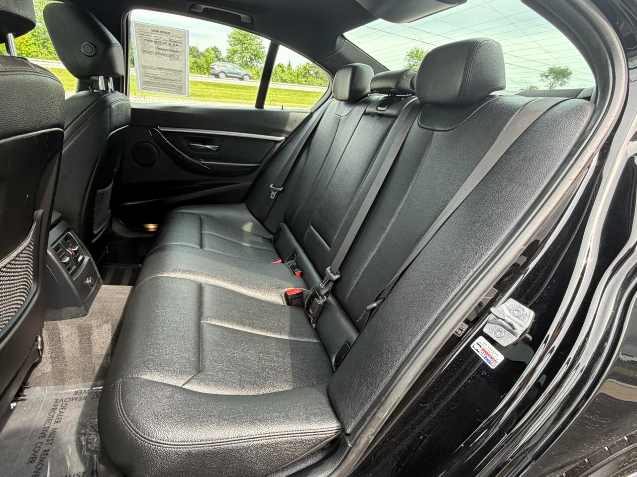 BMW 3 Series 330i xDrive Sedan 2018