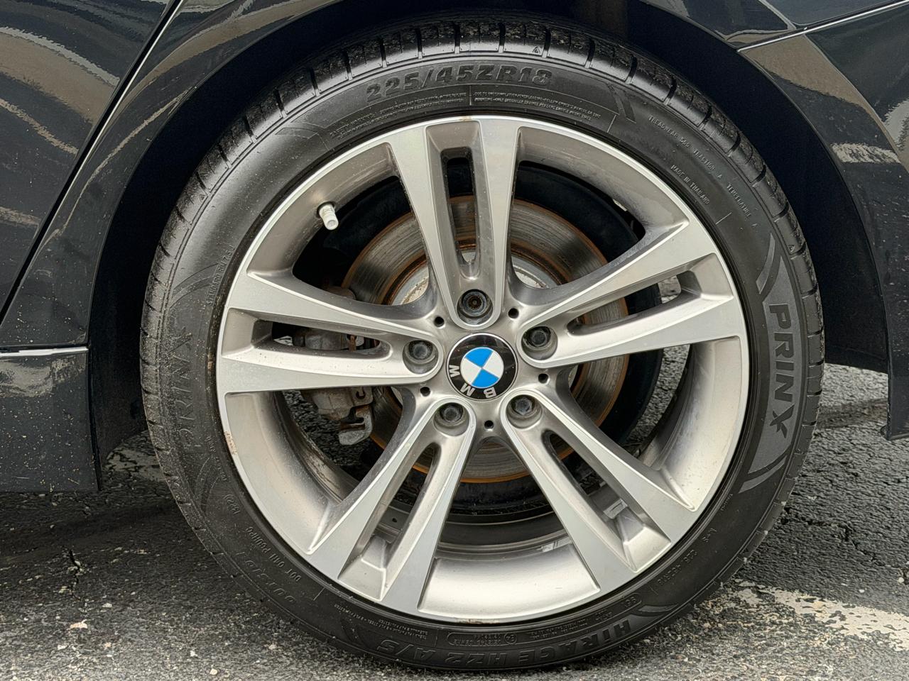 BMW 3 Series 330i xDrive Sedan 2018