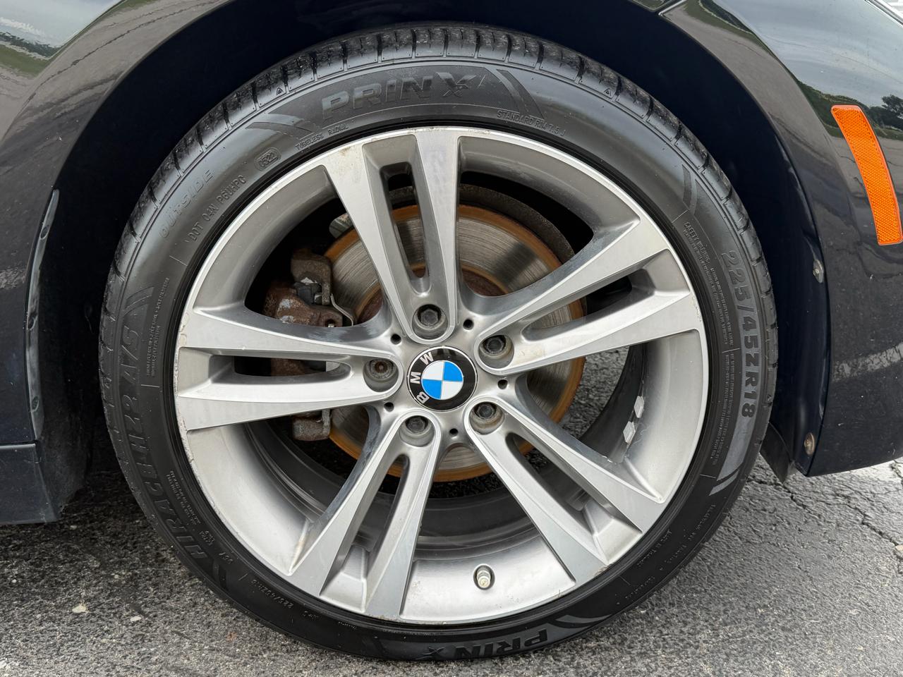 BMW 3 Series 330i xDrive Sedan 2018