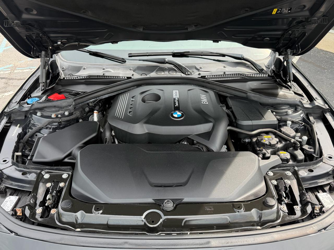 BMW 3 Series 330i xDrive Sedan 2018
