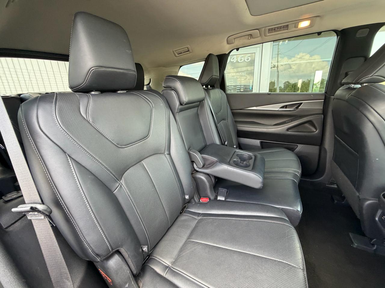 Infiniti QX60 LUXE AWD 2023