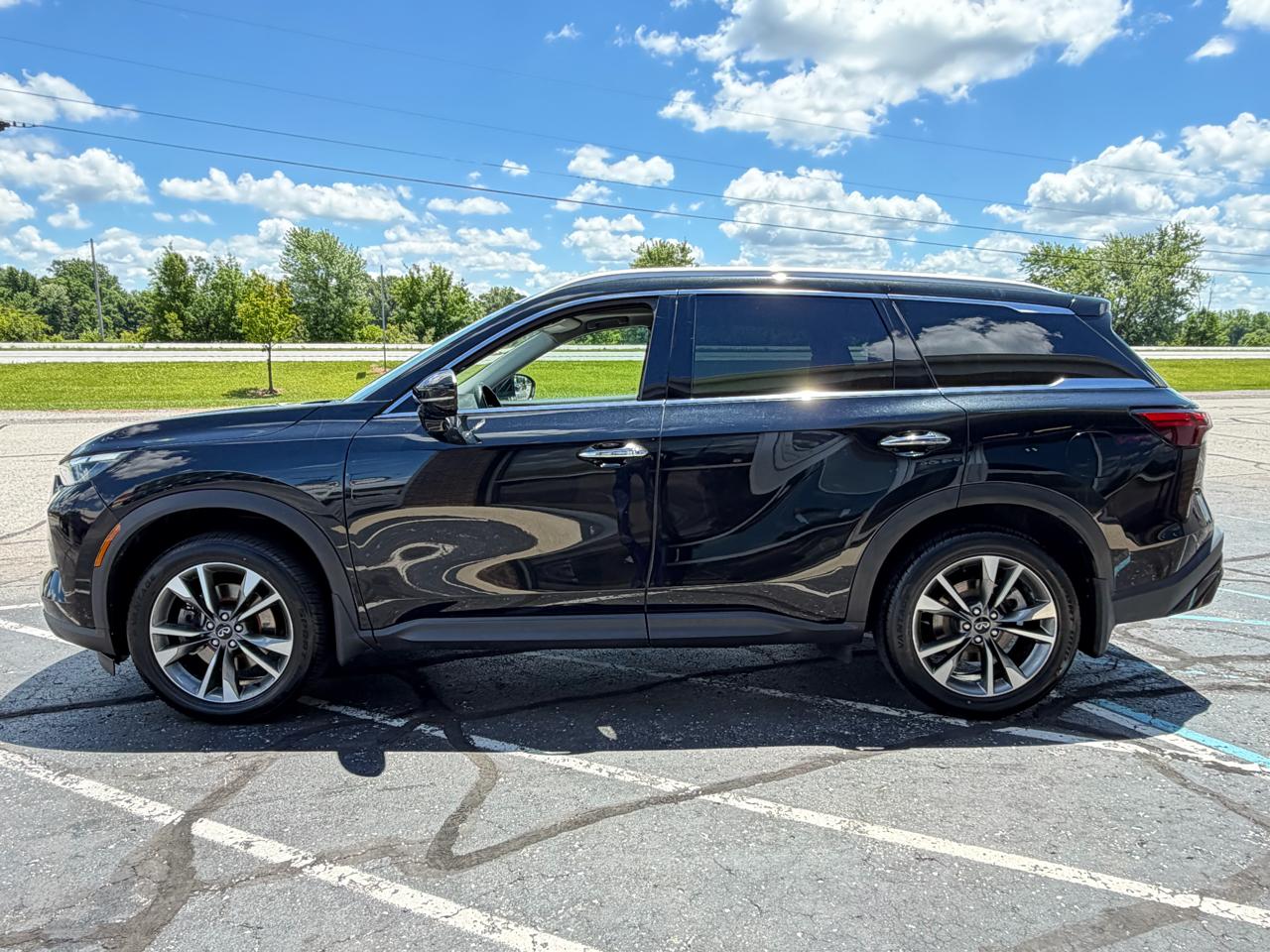Infiniti QX60 LUXE AWD 2023
