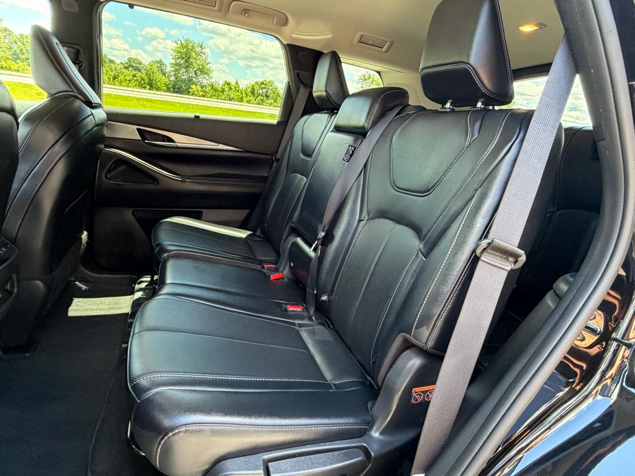 Infiniti QX60 LUXE AWD 2023