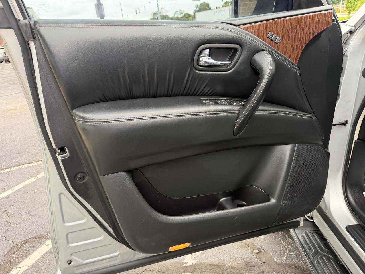 Nissan Armada 4x4 Platinum 2018