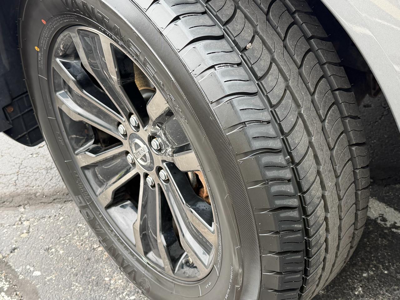 Nissan Armada 4x4 Platinum 2018
