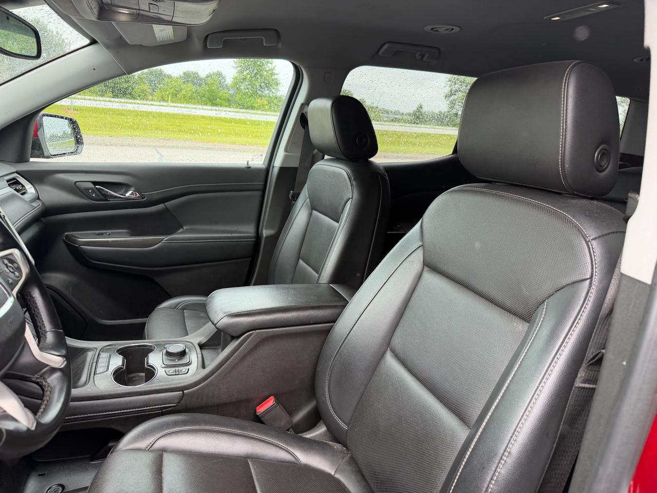 GMC Acadia FWD 4dr SLT 2023