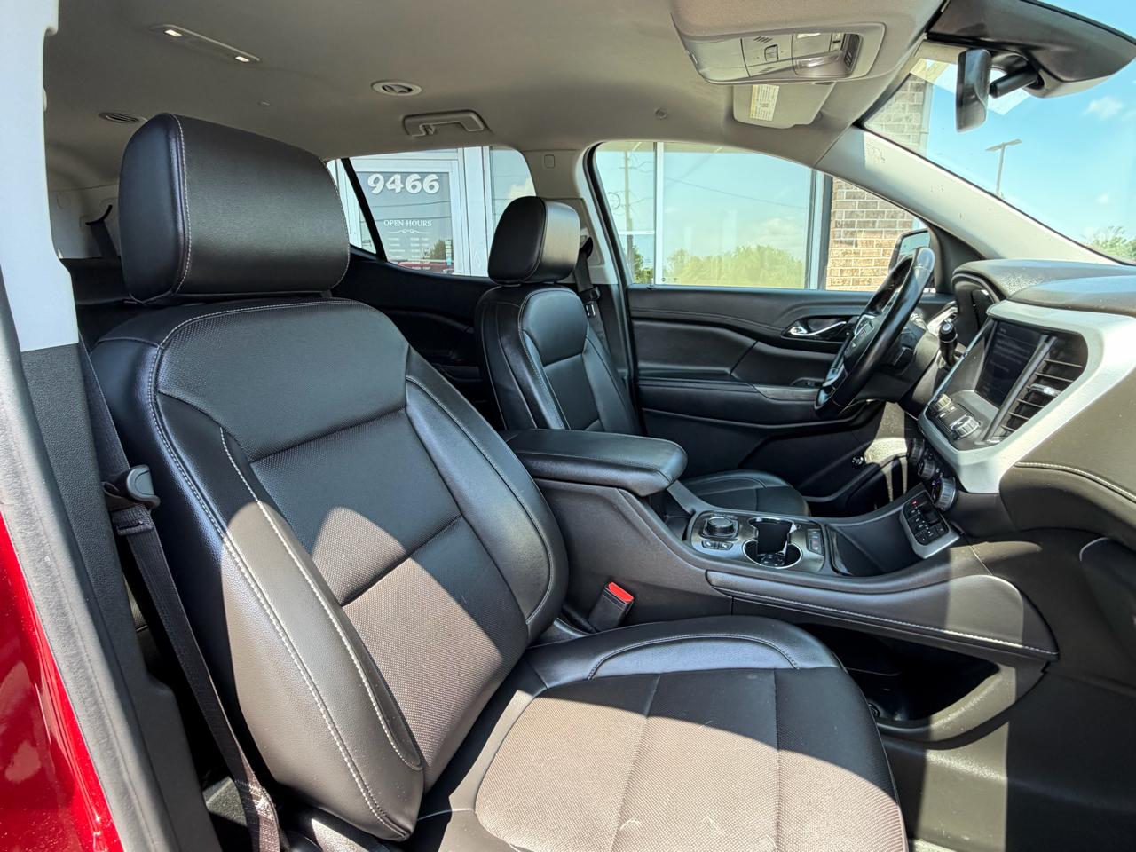 GMC Acadia FWD 4dr SLT 2023