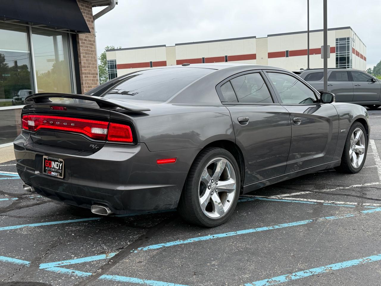 Dodge Charger 4dr Sdn RT RWD 2014