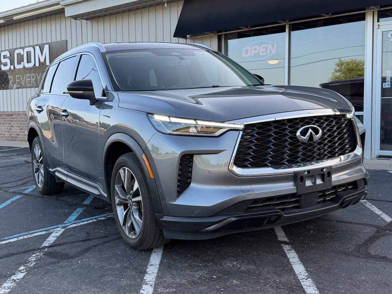 Infiniti QX60 LUXE AWD 2024