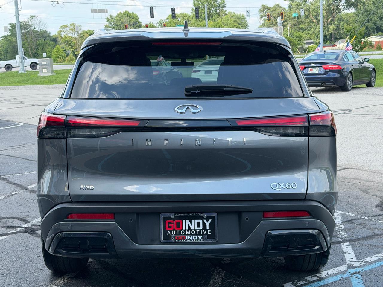 Infiniti QX60 LUXE AWD 2024