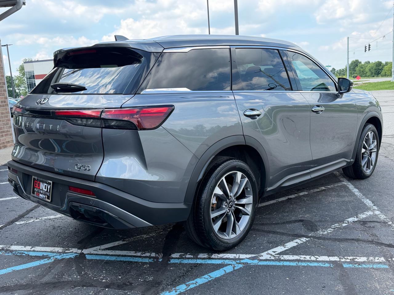 Infiniti QX60 LUXE AWD 2024