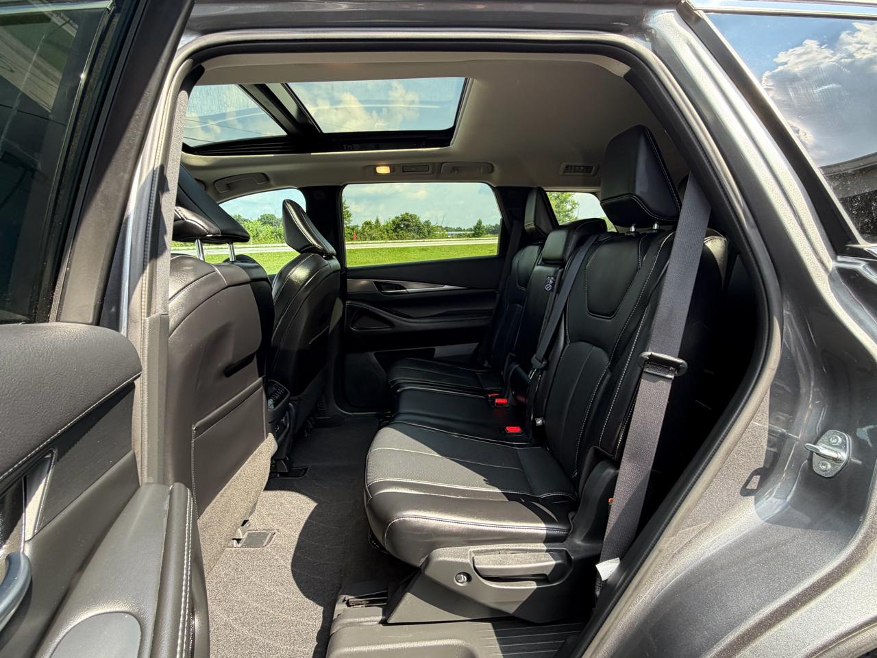 Infiniti QX60 LUXE AWD 2024