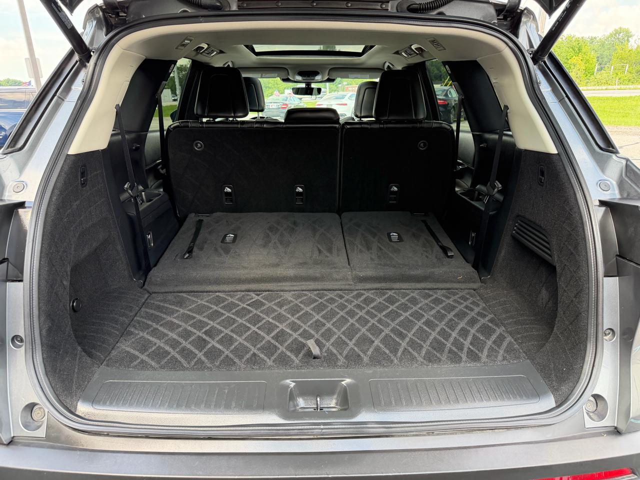 Infiniti QX60 LUXE AWD 2024
