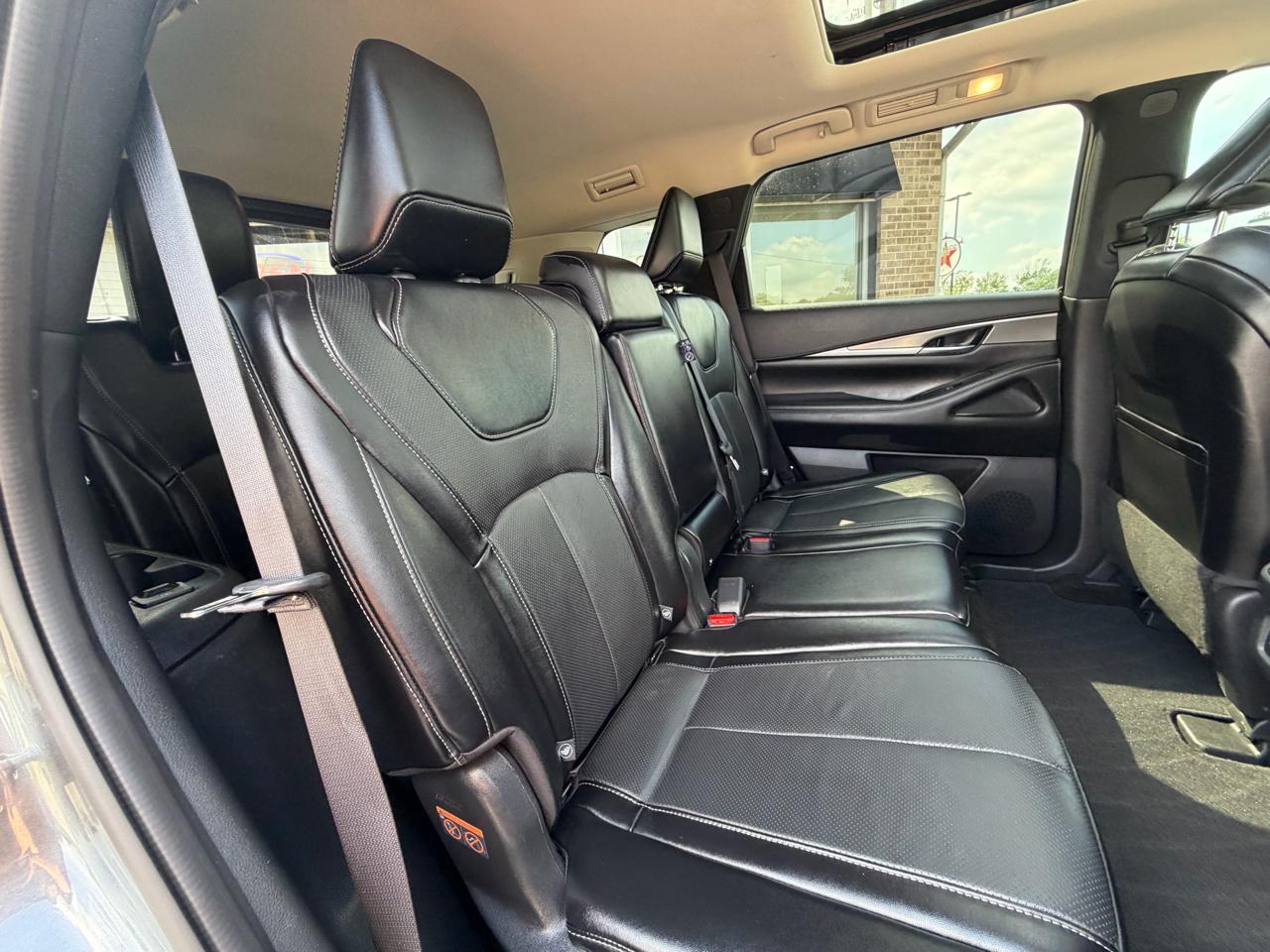 Infiniti QX60 LUXE AWD 2024