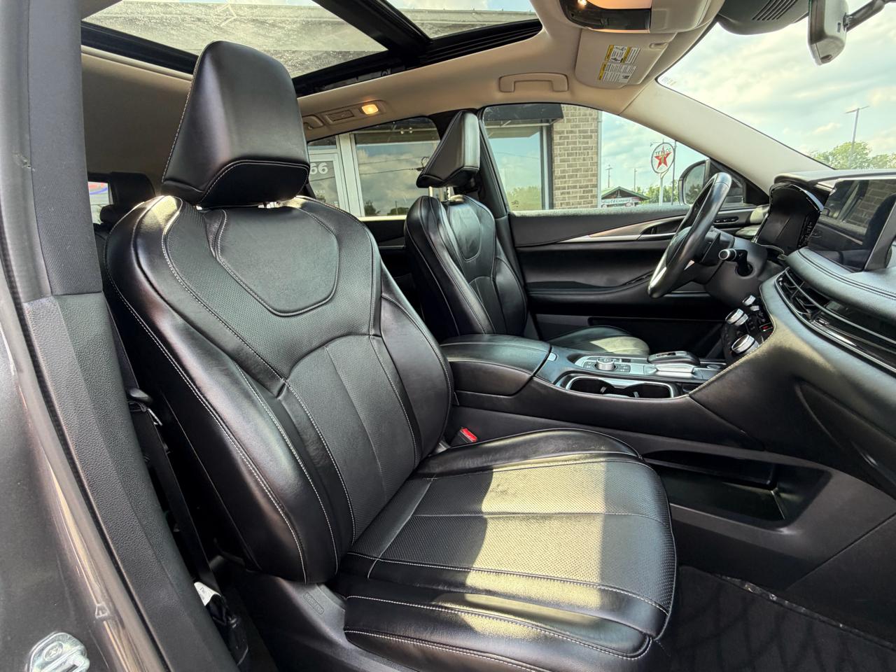 Infiniti QX60 LUXE AWD 2024