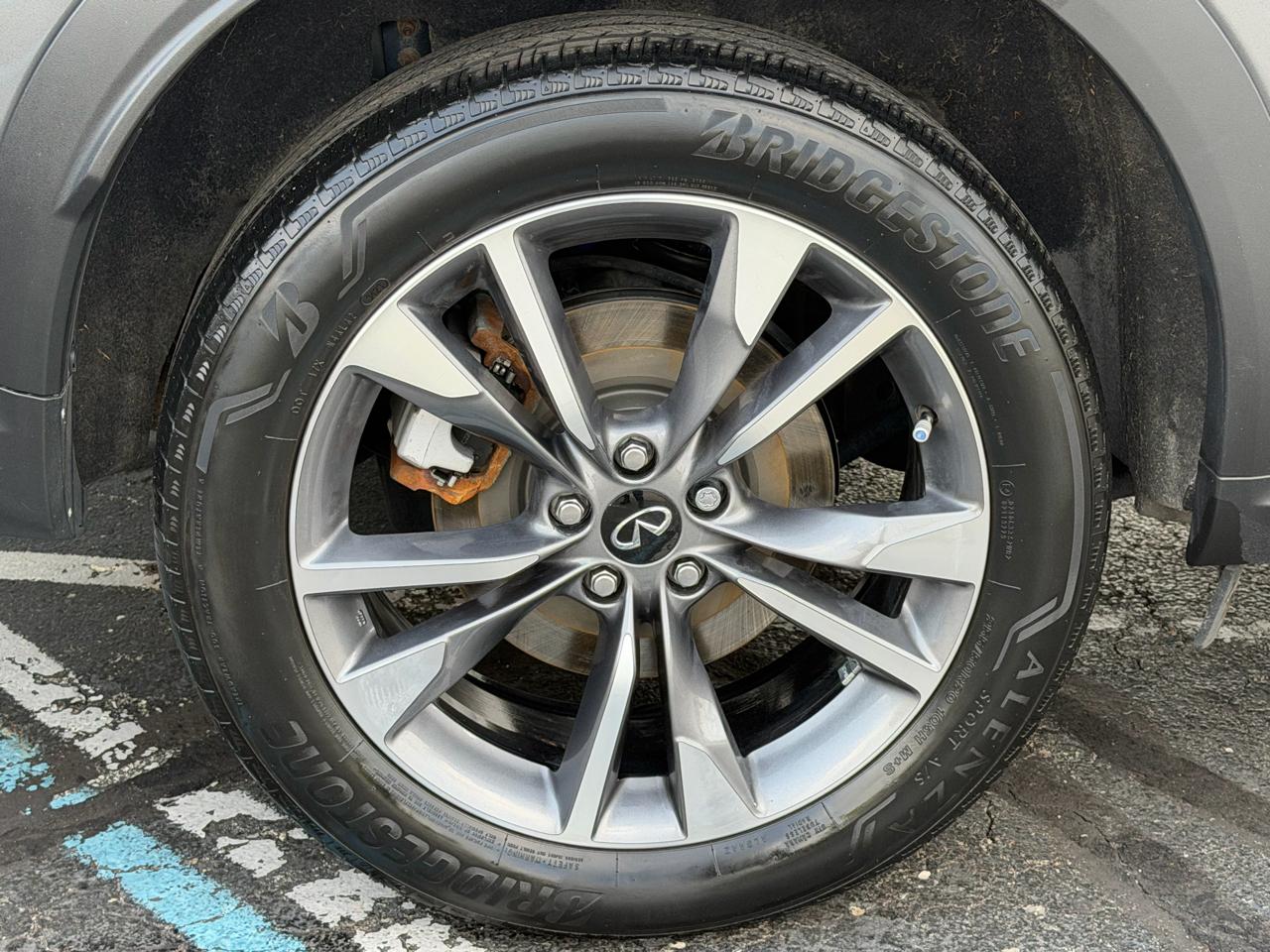 Infiniti QX60 LUXE AWD 2024